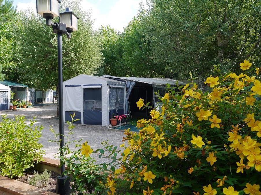 Camping Riera Merles Borredá 外观 照片